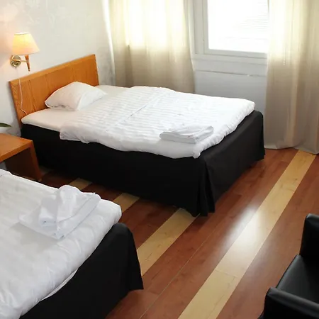 Hotel Alexander Mänttä Exteriör bild